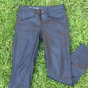 Madewell black skinny leather like bottoms